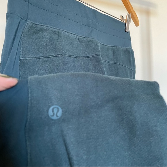 Lululemon Teal Jogger - Picture 4 of 4